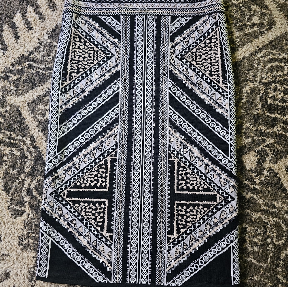 Geometric Black,White,Tan Skirt.